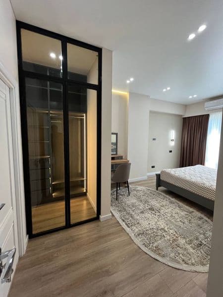 Сдаётся своя квартира в новостройке на 6 этаже, с общей площ — фото 5