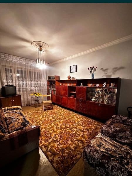 Аренда 1 комнатная квартира Цена за 1 месец 220 у/е  плюс ко