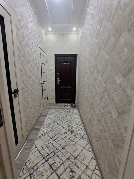 Chilonzor 10 kvartal korxona yonida 1 xona 2 xona qilingan u