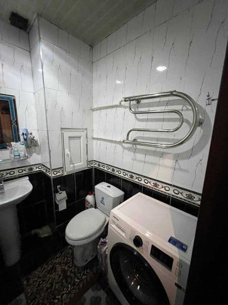 аренда метро хамза 1 ком натная квартира с ремонтогм чистая  — фото 4