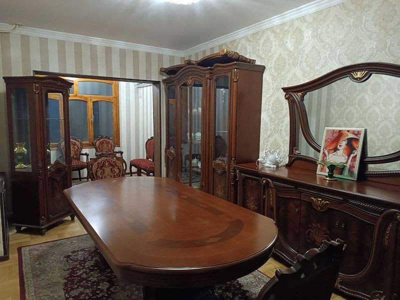 3 этаж. Все комнаты раздельные. С/у- раздельный. Большая при — фото 4