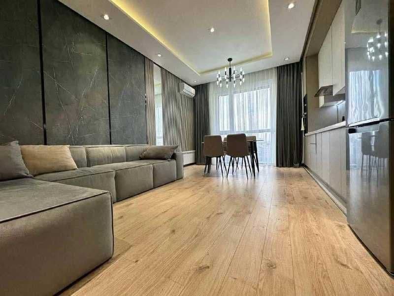 Район: Мирабадский<br />
Ориентир: Метро Ойбек<br />
<br />
