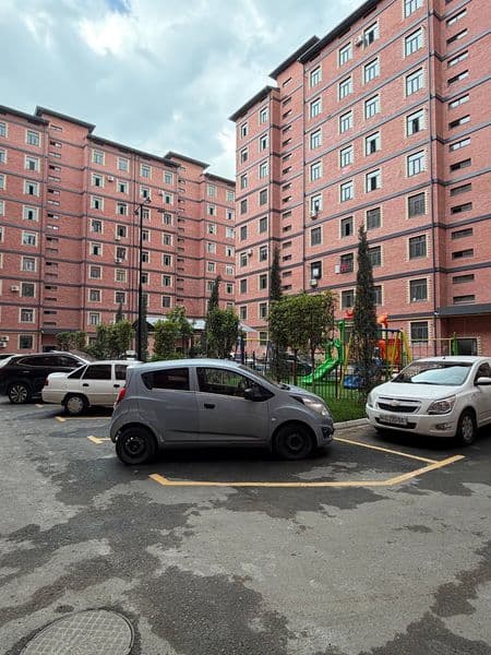 Учтеписнкий район 2 ком квартира 45кв на 6 этаже после ремон