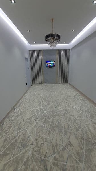 Kvarteraga  sheriklikka 1 ta o'g'il bola kerak, narxi 100 do