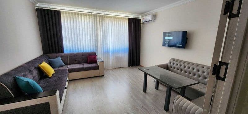 Shayxontohur tumanidagi Chaqar turar joy majmuasidan 2 xonal