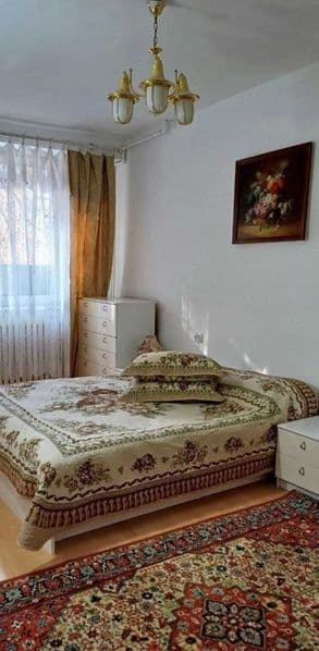 Сдаётся 3-комнатная квартира в центре (Ц-2, Алайский рынок),