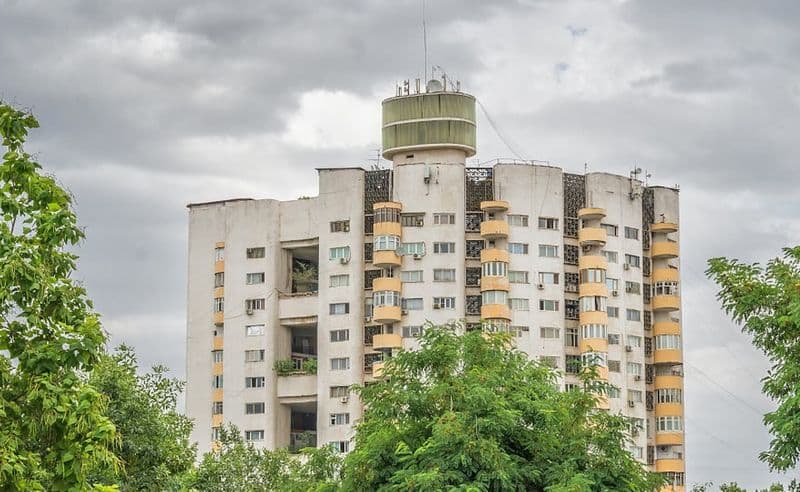 Сдаётся на долгосрочную аренду четырехкомнатная квартира в з