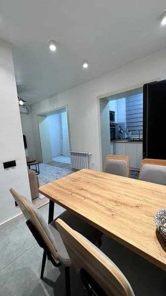 Район: Мирзо Улугбек<br />
Адрес: Новомосковская<br />
Комна