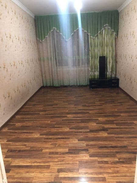 Расположено середине массива    2-этаж   балкон 2х6  пустая  — фото 3