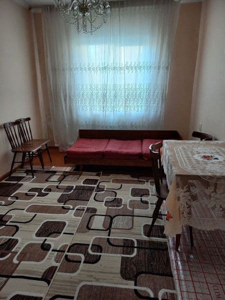 Сдается 2/1/4. 77 серия 40 лет победы галантерея — фото 2