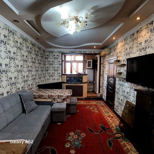 2 хона 3 хона клинган.<br />
4 этаж . 4 этажка .<br />
400 $