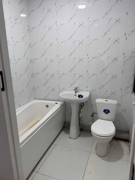 Сдается квартира <br />
<br />
• Район: Бектемирский<br />
• — фото 2