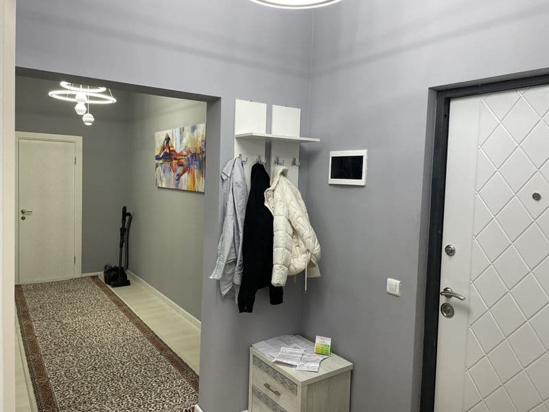 2-Комнатная с новым ремонтом.  Семейным с детьми (желательно — фото 3