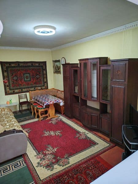 Сдается 1 ком переделанная в 2х ,чистая ориентир мойка 50×50