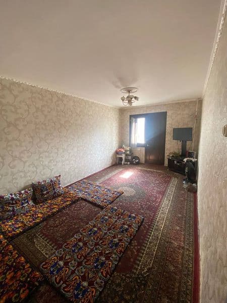 Beruniy metro yonida <br />
2 xonali kvartira <br />
Sharoit