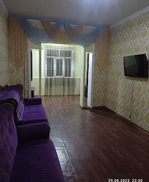 Уй 2 хона 1 хонаси берилали оилага еки нормални акуратни бол