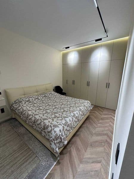 Сдаётся шикарная 2х комнатная квартира на 3 этаже В НОВОСТРО