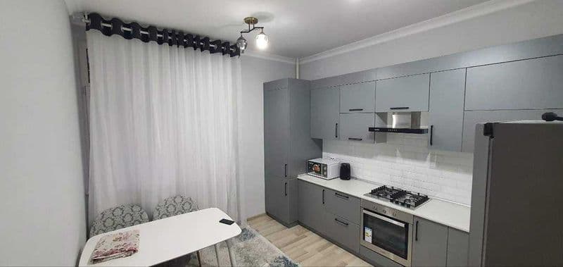 Аренда шикарная 1-комнатная квартира в Новостройка<br />
<br — фото 2