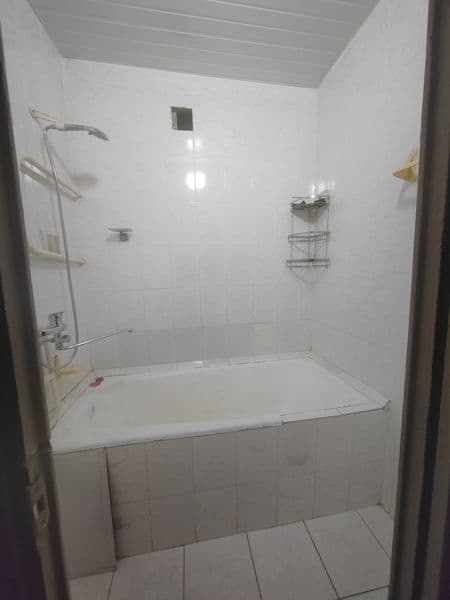 Двухкомнатная с кондиционером, стиральной машиной и мебелью. — фото 4