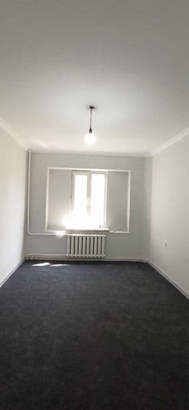 Район - Алмазарский<br />
Ориентир - Ало тойхона<br />
Комна