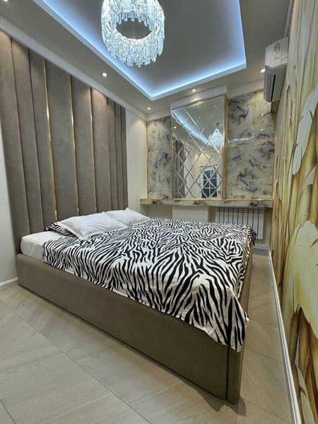 • Район: Юнусабад<br />
• Адрес: ЖК "Comfort House"<br />
• 