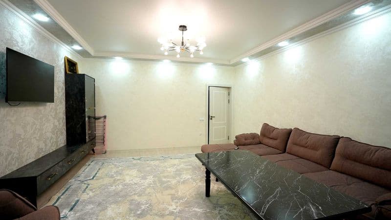 Шайхонтохур Гафур Гулом метроси ёнида<br />
шерикликка болла — фото 2