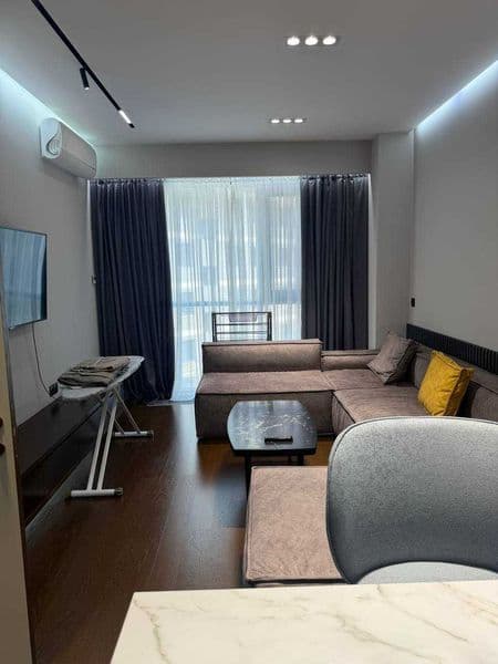 Сдается  2 комнатная  в ЖК Акай сити .  евроремонт .  мебель — фото 2