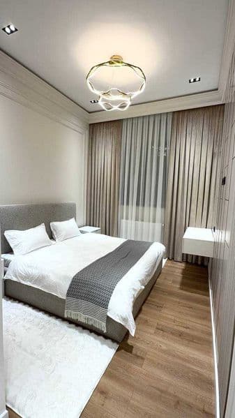 • Район: Чиланзар<br />
• Адрес: 5-квартал<br />
• Ориентир: