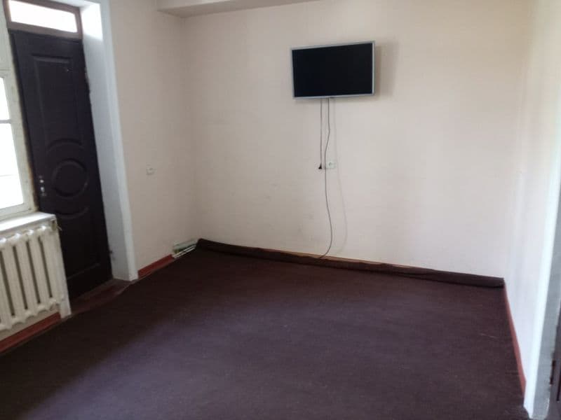 Qoraqamish 2/5  1xona  2 xona qilingan  250 oila  srochni to