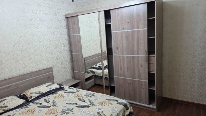 Сдам свою благоустроенную 2-х комнатную(переделана в 3-х ком — фото 3