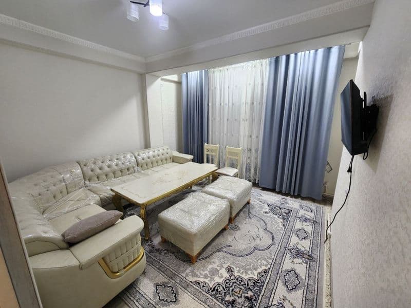 Kvartira ijaraga beriladi <br />
2 xona 3 xona qilingan <br 