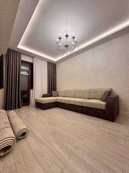 Район: Шайхантахурский<br />
Адрес: Ц-13 (Лабзак)<br />
<br 