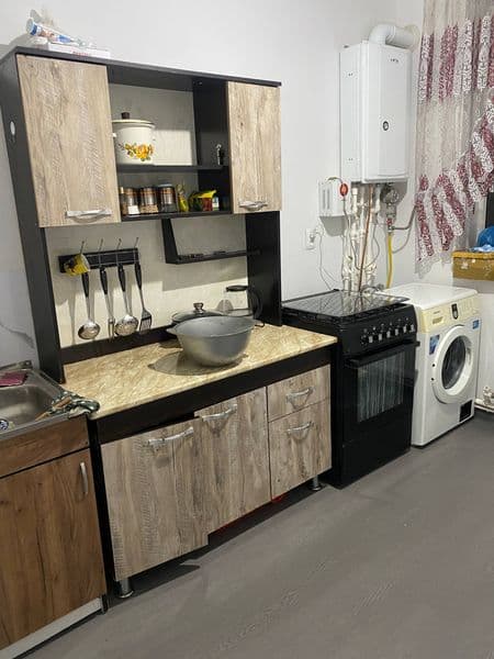 Срочно Аренда<br />
Янги хаёт 3 метро<br />
1 комната<br />
