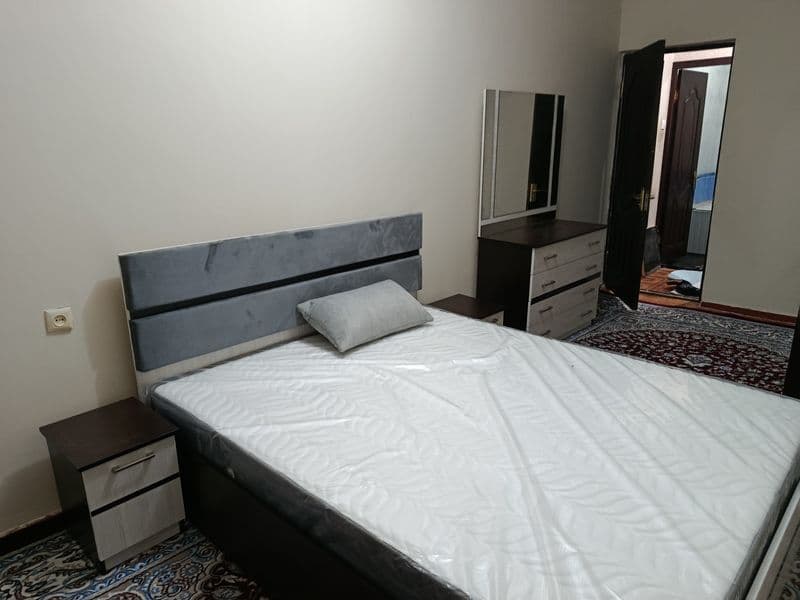 Chilonzor 19 kvartol 3 xona uy ijaraga beriladi. 450$. Hamma