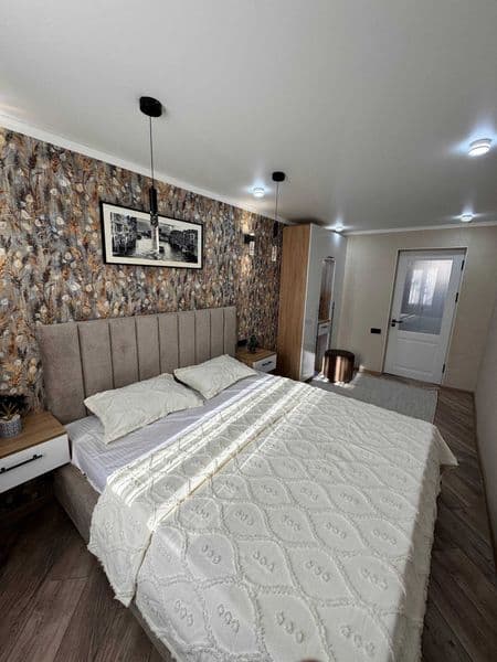 Сдается квартира с красивым ремонтом<br />
<br />
• Район: Ю