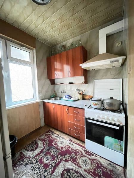 - Bezmakler <br />
- 3 xonali kv. 1xonasiga yana 1 ta  qiz   — фото 4