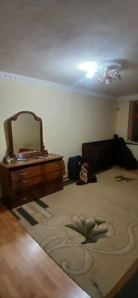 Sheriklikga kvartira ogil bolalarga chilonzor 25 kvl <br />
