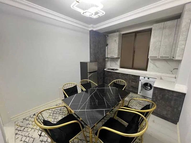 Район: Яшнабадский<br />
Адрес: Махтумкули<br />
<br />
• Ко — фото 2