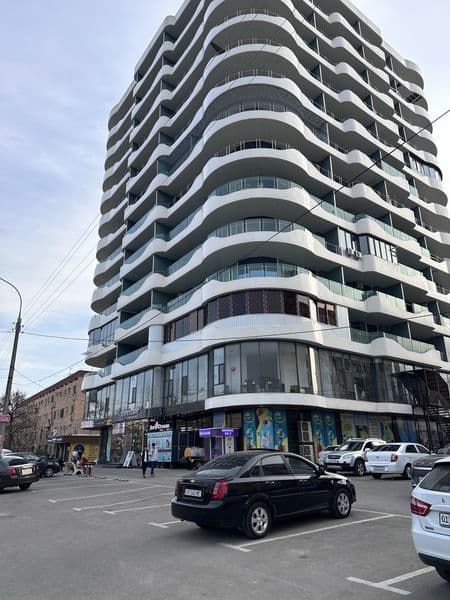 arenda kvartira 3 xona xamma mebel texnikasi bilan, yengi na