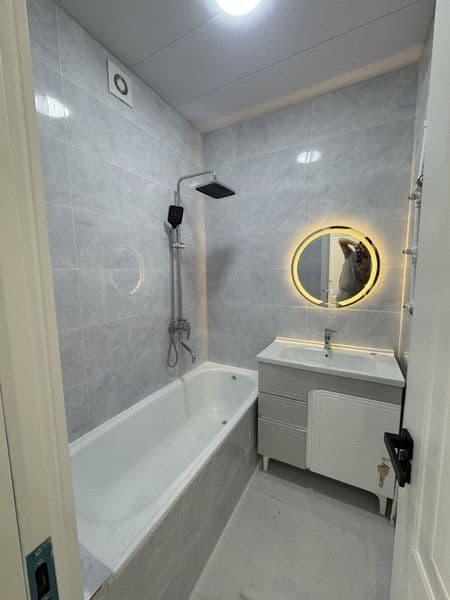 Chilonzor 20 kvartl 3 dom 4/2/2*3<br />
Xamma sharoitlari bo