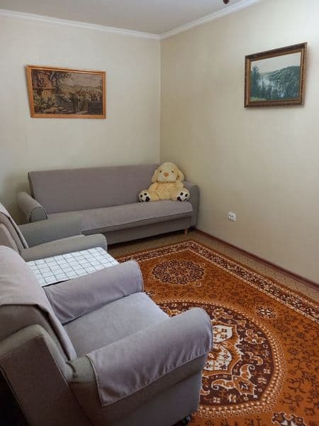 Срочно сдаётся 2 комнатная квартира на 3 этаже 4 этажного до