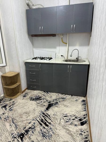 Мирзо Улугбек тумани Ахмад Югнакийда квартира ижарага берила