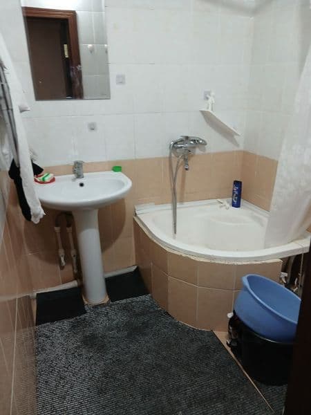 Qvartira ijaraga berladi bollaga  i oylaga qvartirada hamma 