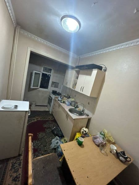 Sheriklikga yana 3 kishi olinadi 3 xonalik uyning zaliga 3 k