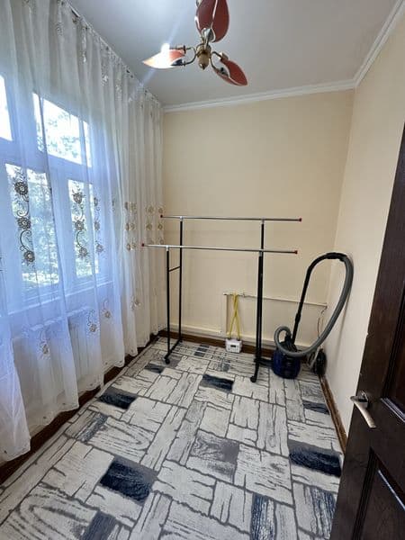 Farxod bozor 400 m bog'cha 200 m musiqa va o'zbek tili makta