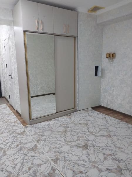 Яшнобод олмос махалла арендага квартира <br />
1 хонали. 280