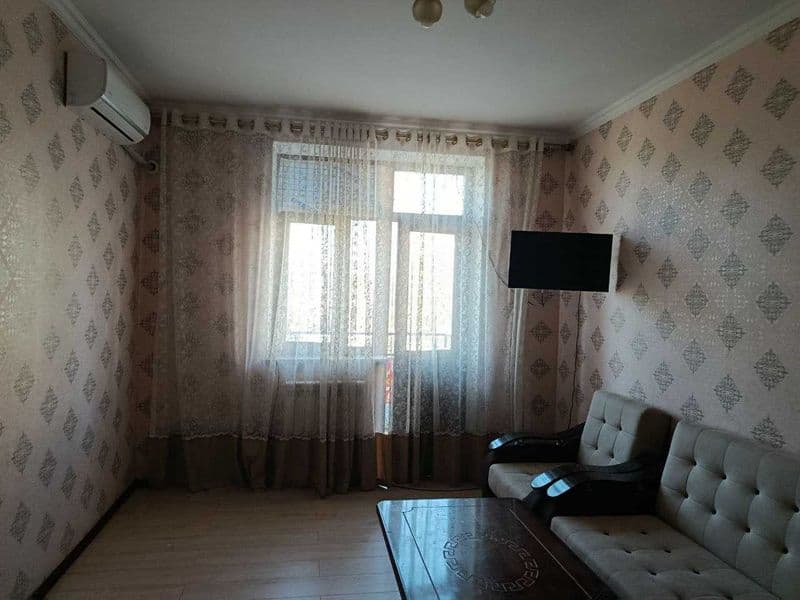 ғиштли дом, 3 этаж, парковка бор, атрофи ўралган худуд, 2018 — фото 2