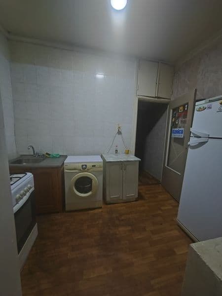 Двухкомнатная с кондиционером, стиральной машиной и мебелью. — фото 3