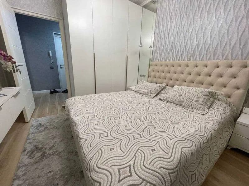 Сдаётся КЛАССНАЯ квартира<br />
<br />
• Район: Мирабадский<