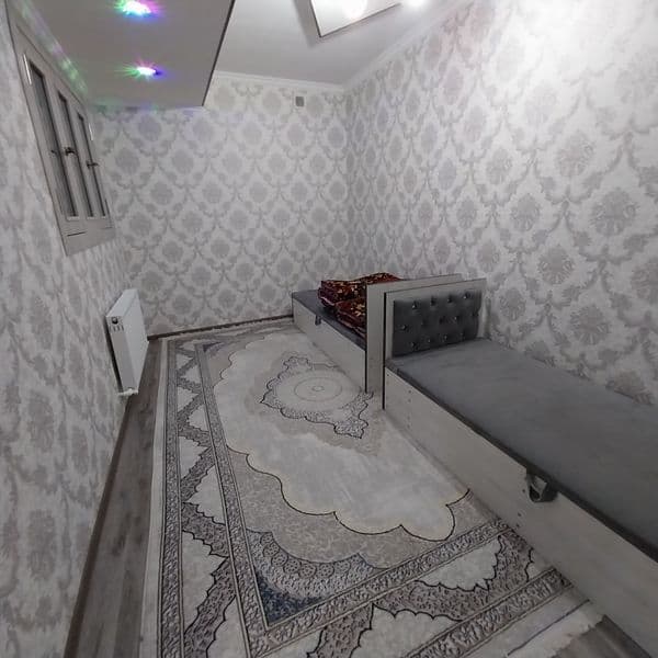 ЭКО бозор ёнида квартира бор<br />
Цена: 320$<br />
Количест — фото 3